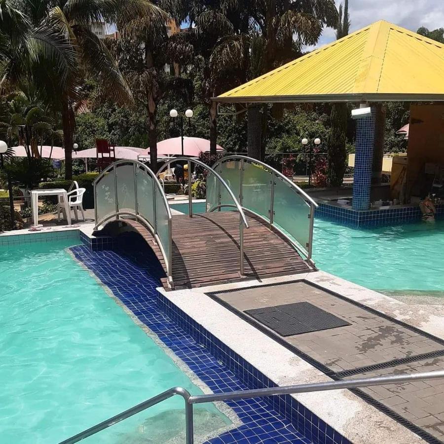 Sol das caldas com Suite Apartamento